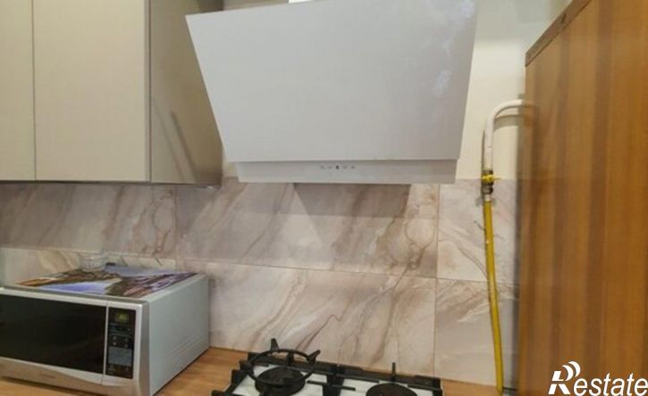 2-комн квартира проспект Победы, 27,  д. 27