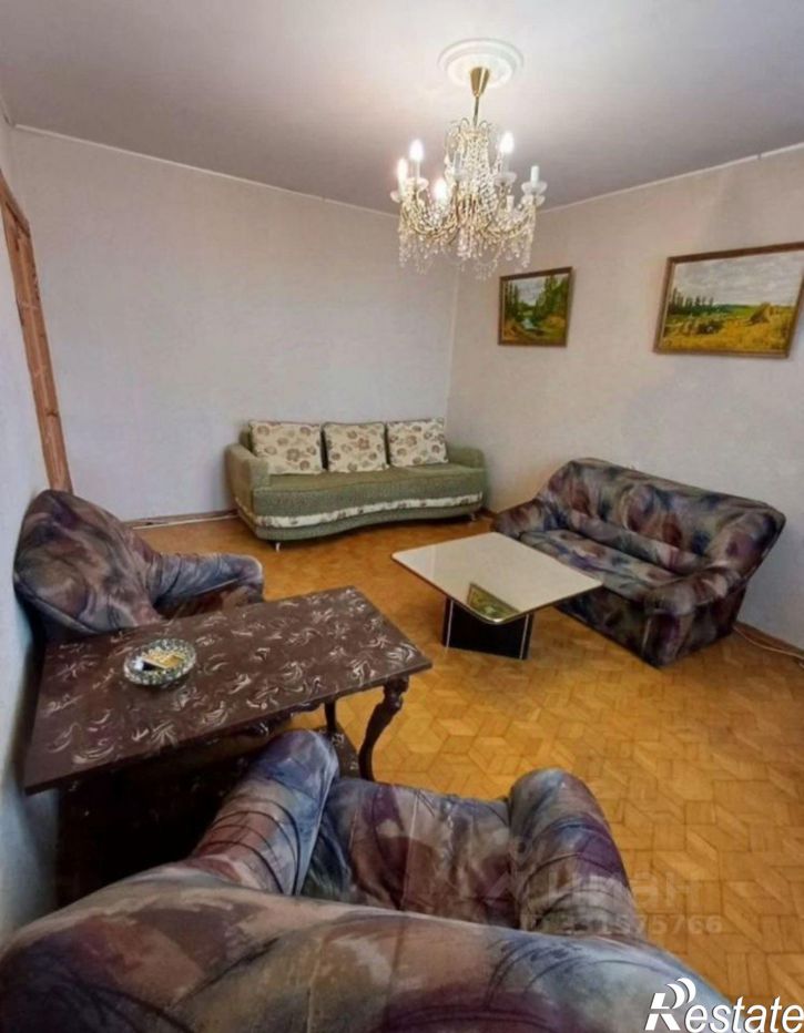 3-комн квартира ул Космонавтов, 5/3,  д. 5/3