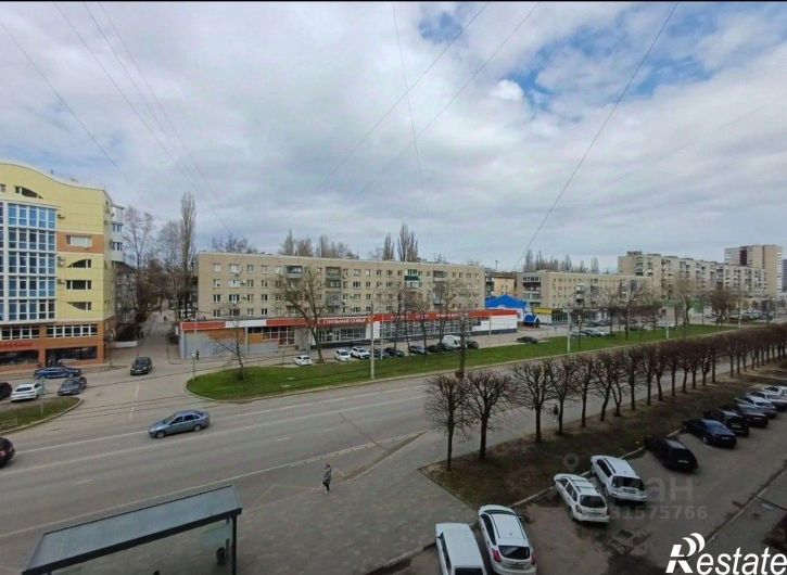3-комн квартира ул Космонавтов, 5/3,  д. 5/3