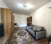 1-комн, 35кв м, этаж 2/5 улица Меркулова, 15