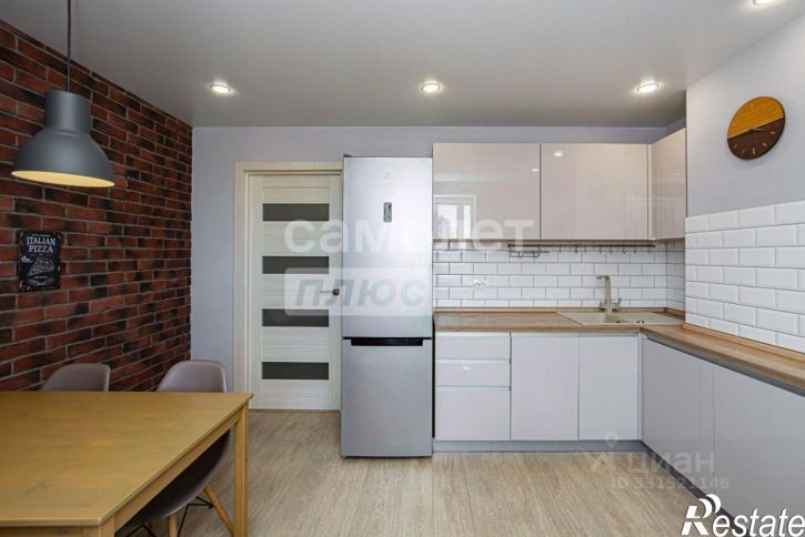 2-комн квартира улица Леонтия Кривенкова, 35,  д. 35
