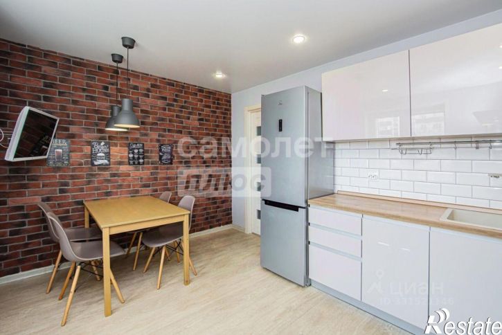 2-комн квартира улица Леонтия Кривенкова, 35,  д. 35