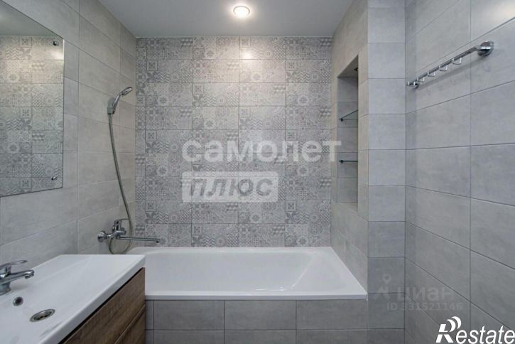 2-комн квартира улица Леонтия Кривенкова, 35,  д. 35