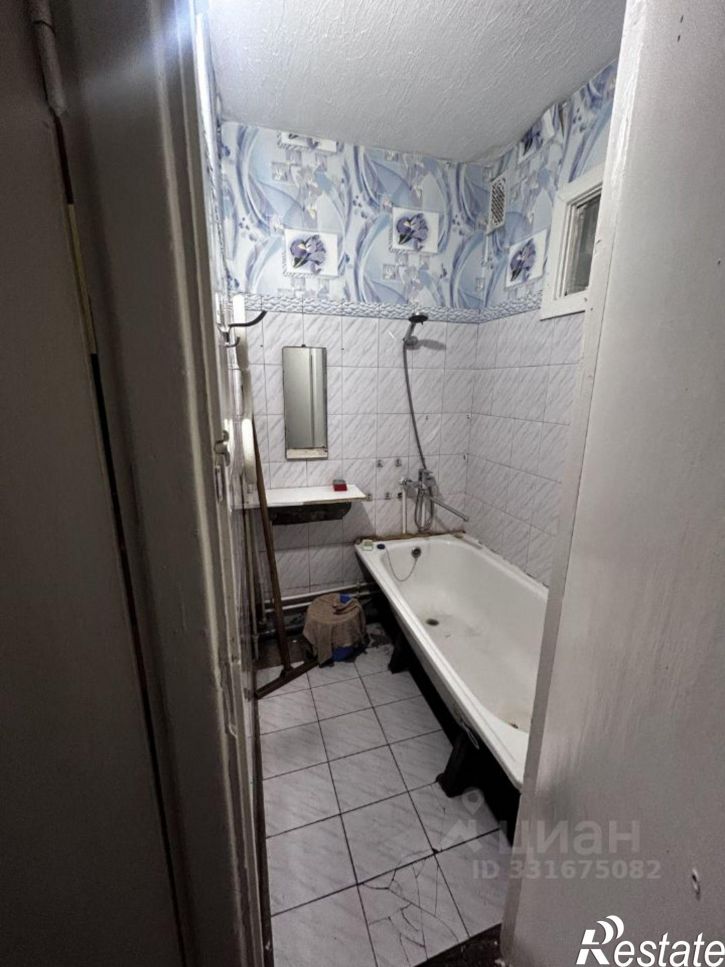 2-комн квартира мкр 9-й, 18,  д. 18