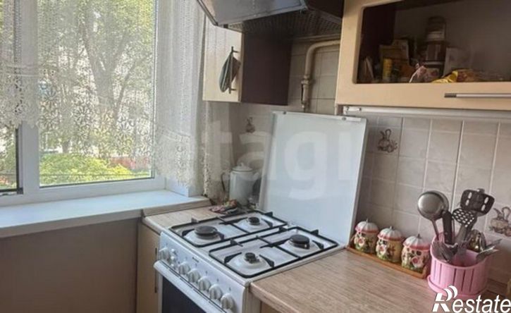 2-комн квартира ул Звездная, 10/1,  д. 10/1