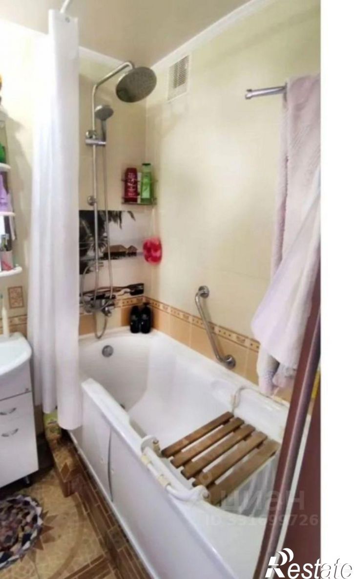 4-комн квартира ул Космонавтов, 29,  д. 29