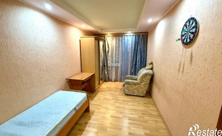 4-комн квартира ул Валентины Терешковой, 24,  д. 24