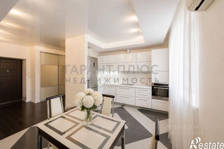2-комн квартира ул Космонавтов, 3А,  д. 3А