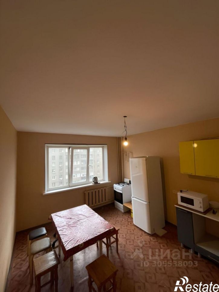 3-комн квартира ул Индустриальная, 3,  д. 3