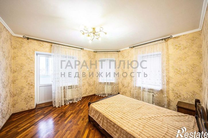 3-комн квартира ул Валентина Скороходова, 11,  д. 11