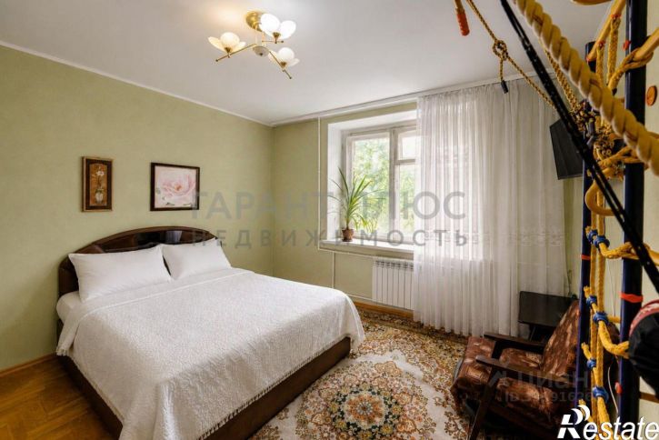 3-комн квартира пл Им. Г.В. Плеханова, 1а,  д. 1а