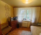 комната 13 кв м мкр 15-й, 1/4