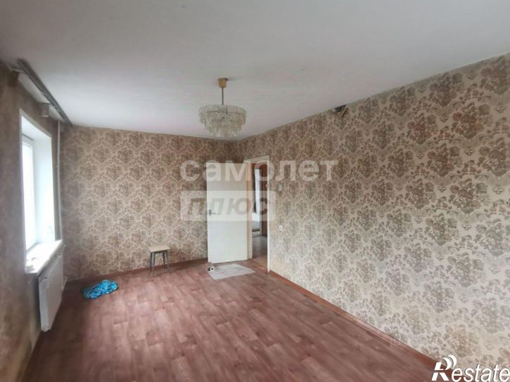 3-комн квартира ул Космонавтов, 49/5,  д. 49/5