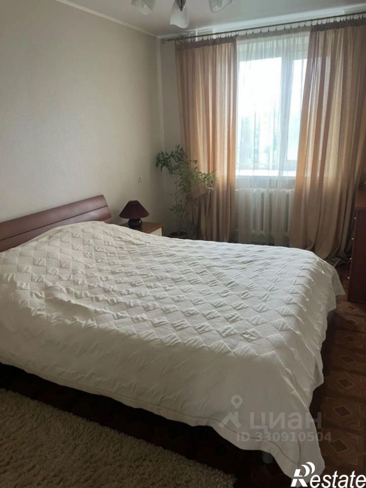 3-комн квартира ул 40 лет Октября, 45,  д. 45