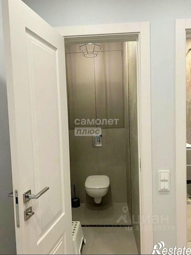 3-комн квартира ул Шерстобитова С.М., 22,  д. 22