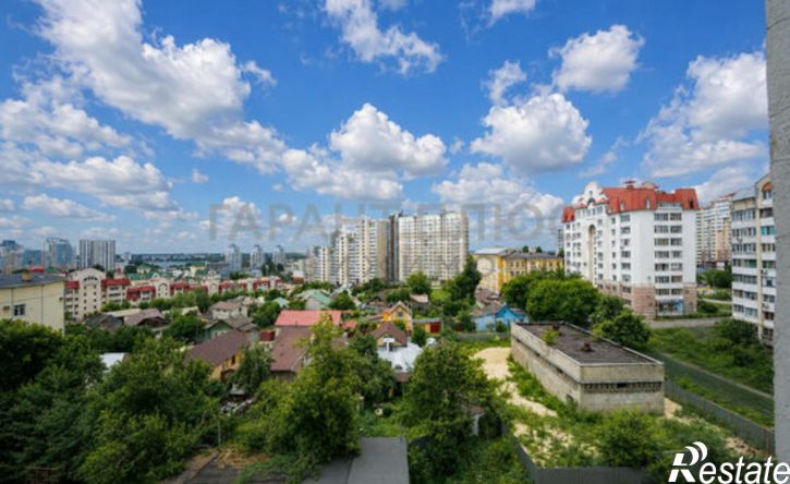 3-комн квартира ул Коммунальная, 12,  д. 12