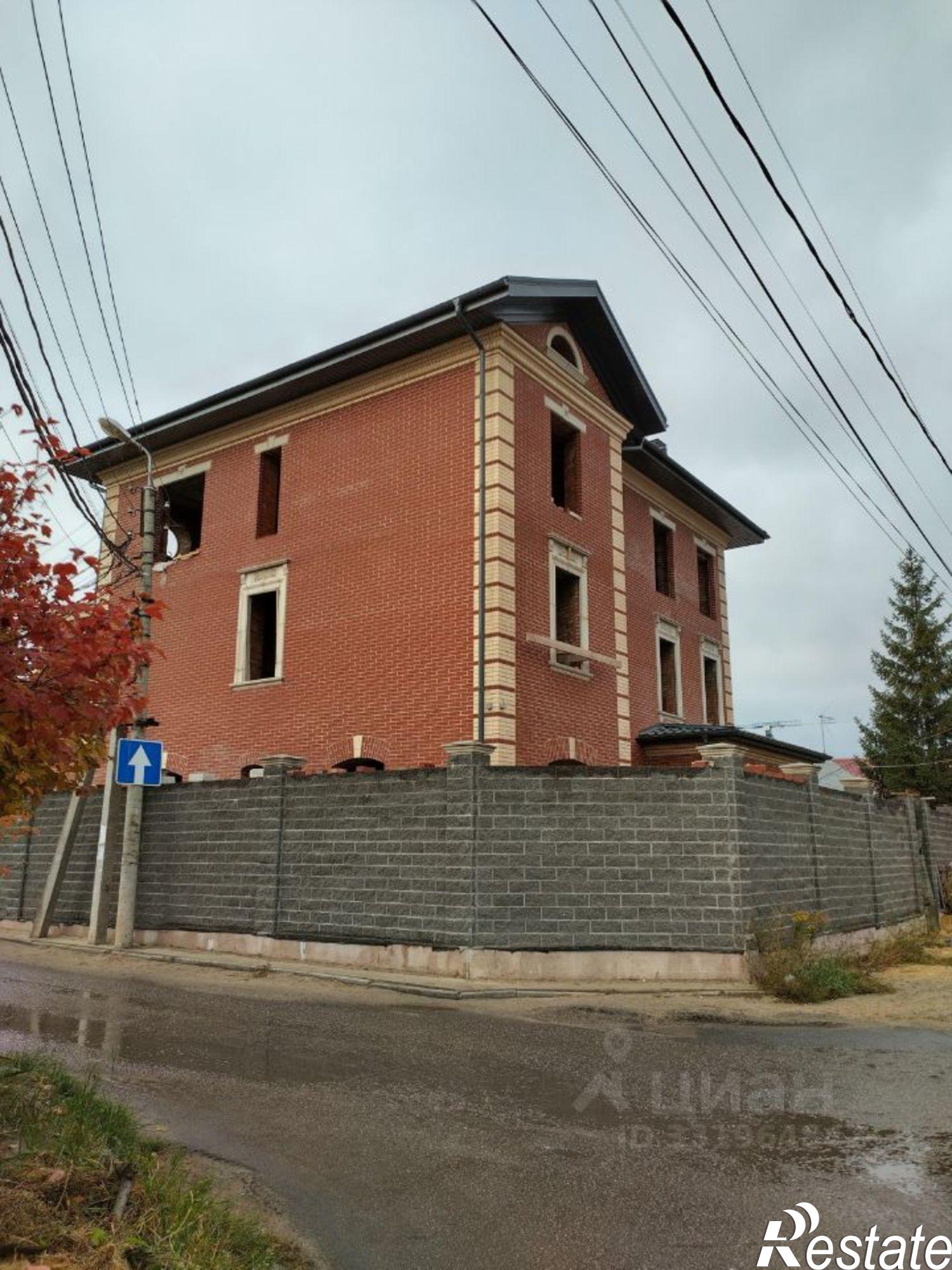Купить дачу, дом, коттедж за 23 000 000 рублей на ул Урицкого, 121