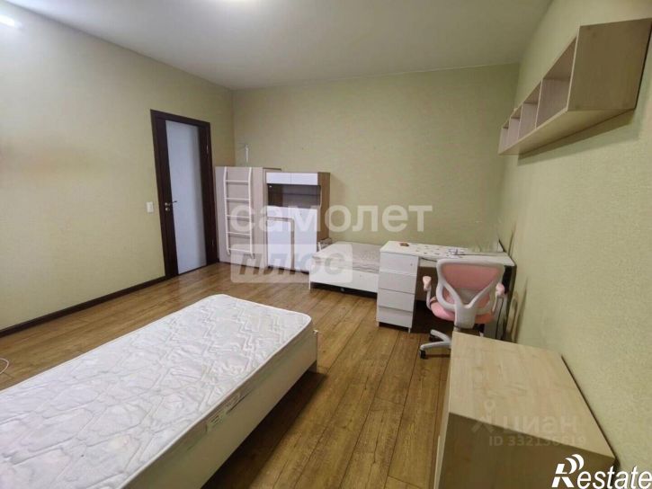 3-комн квартира ул Гагарина, 137,  д. 137