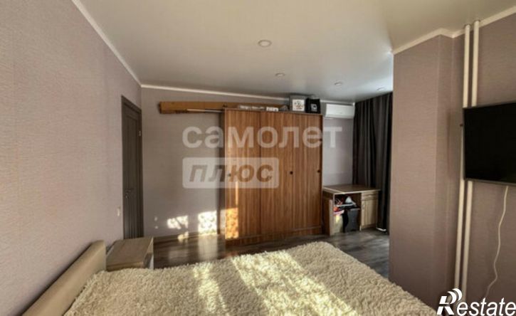 3-комн квартира ул Свиридова И.В., 10,  д. 10