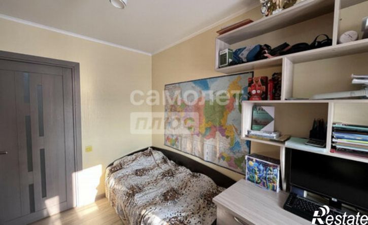 3-комн квартира ул Свиридова И.В., 10,  д. 10