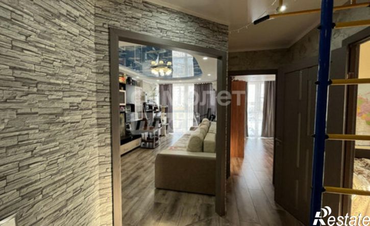 3-комн квартира ул Свиридова И.В., 10,  д. 10