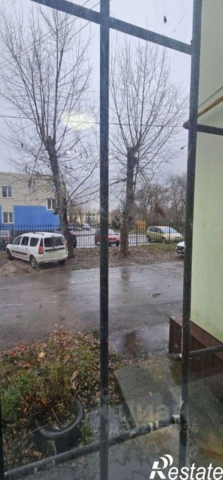 4-комн квартира улица Гришина, 4,  д. 4