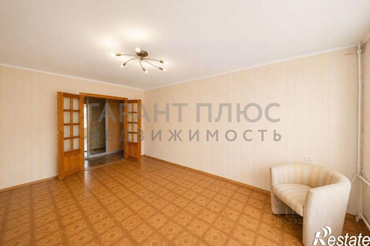 3-комн квартира ул 8 Марта, 3,  д. 3