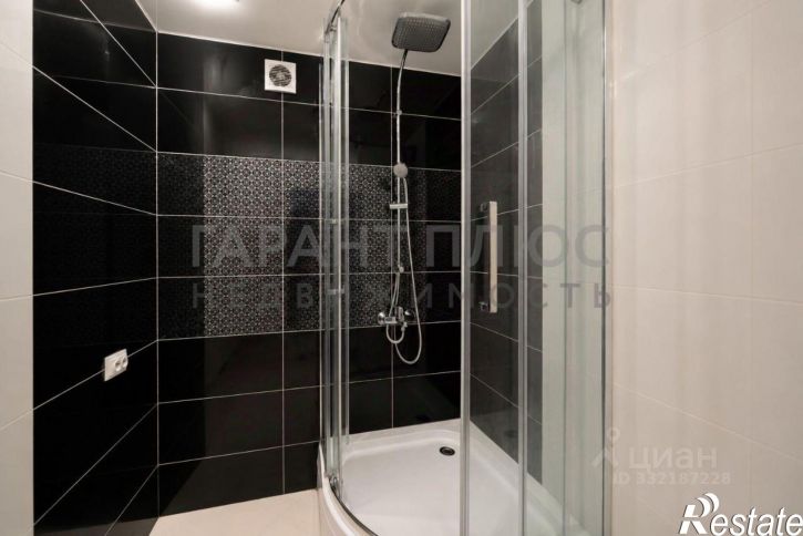 3-комн квартира ул 8 Марта, 3,  д. 3