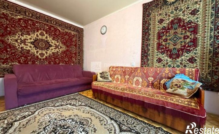 3-комн квартира пр-кт Имени 60-летия СССР, 10,  д. 10