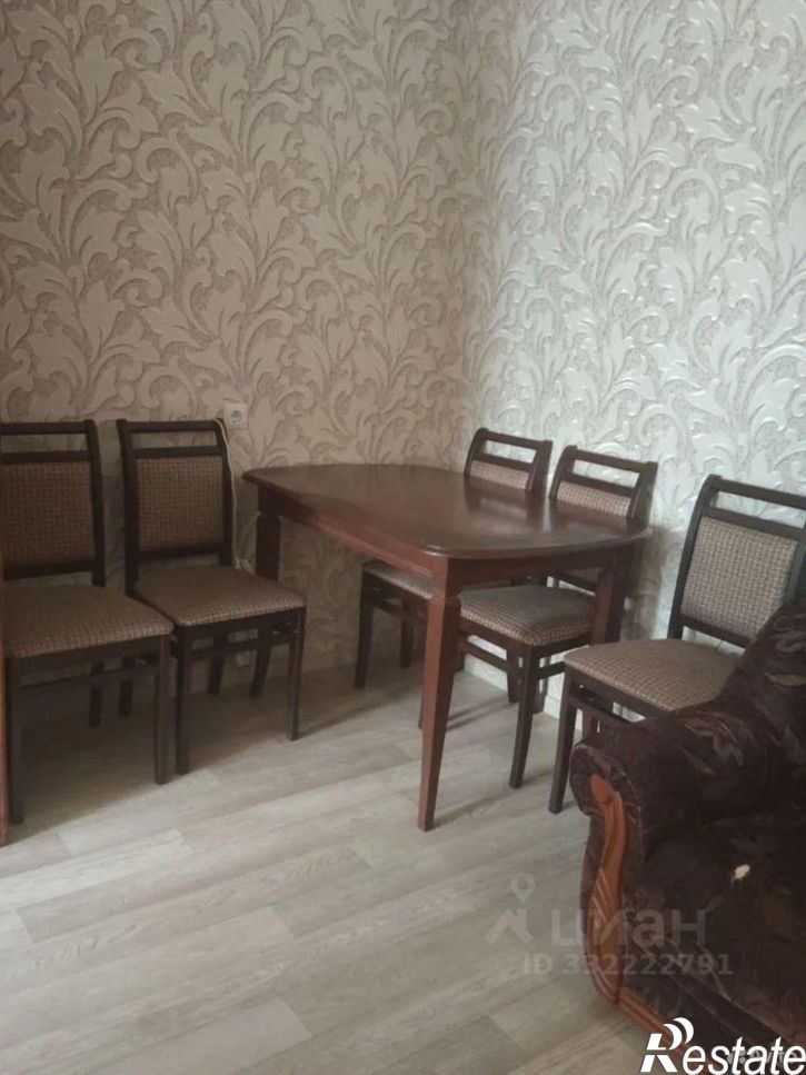 2-комн квартира пр-кт Победы, 27,  д. 27