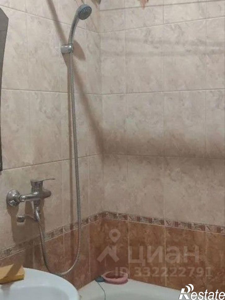 2-комн квартира пр-кт Победы, 27,  д. 27
