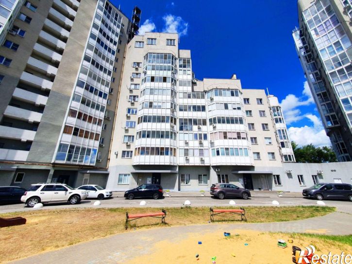 2-комн квартира пр-кт Победы, 103,  д. 103