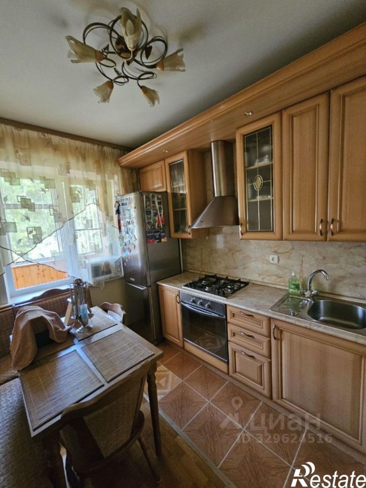 2-комн квартира мкр 15-й, 37,  д. 37