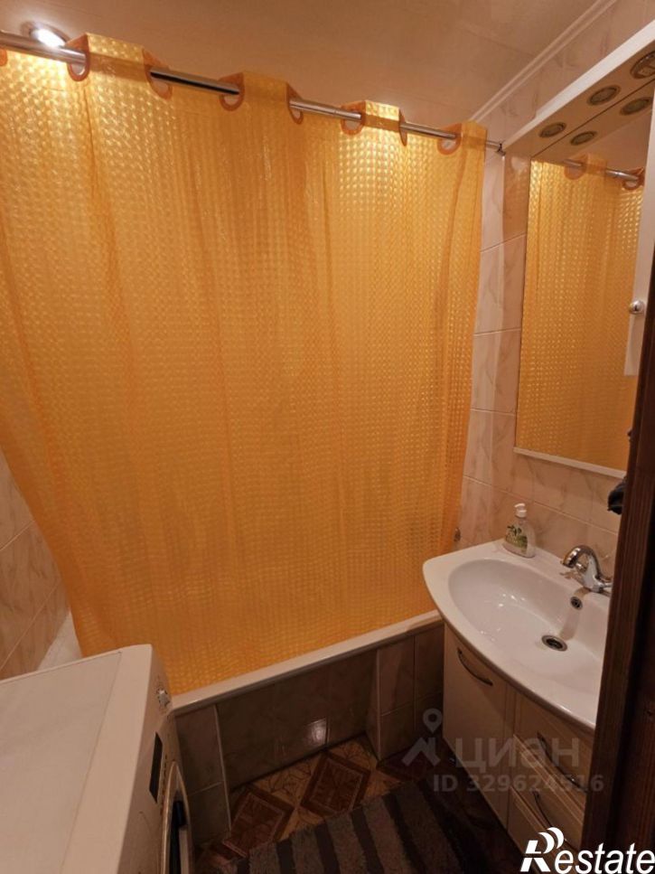 2-комн квартира мкр 15-й, 37,  д. 37