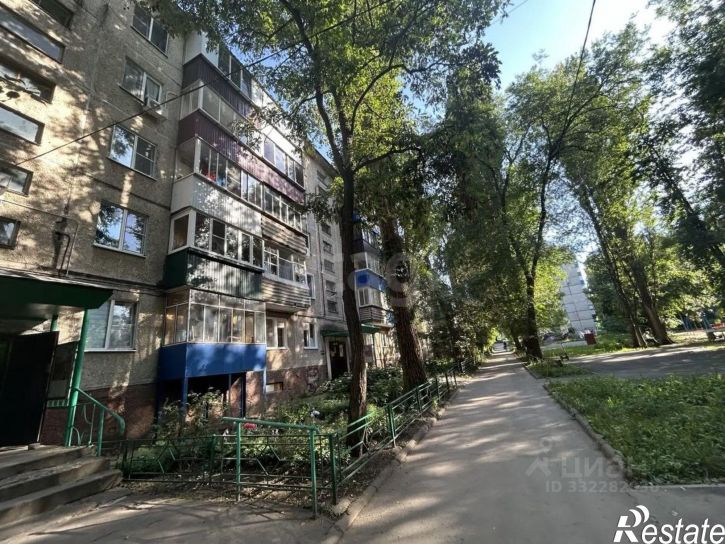 4-комн квартира мкр 15-й, 21,  д. 21