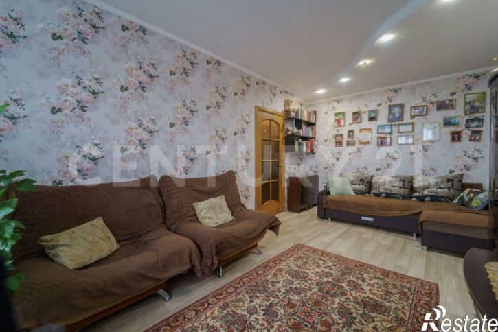 2-комн квартира ул Яна Фабрициуса, 21,  д. 21