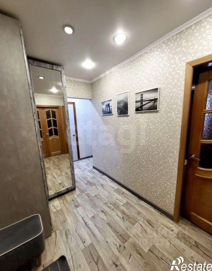 2-комн квартира мкр 15-й, 10,  д. 10