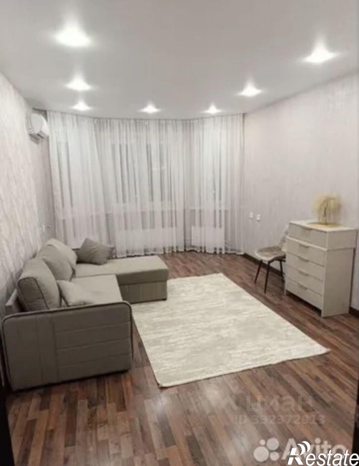 1-комн квартира ул Свиридова И.В., 13,  д. 13