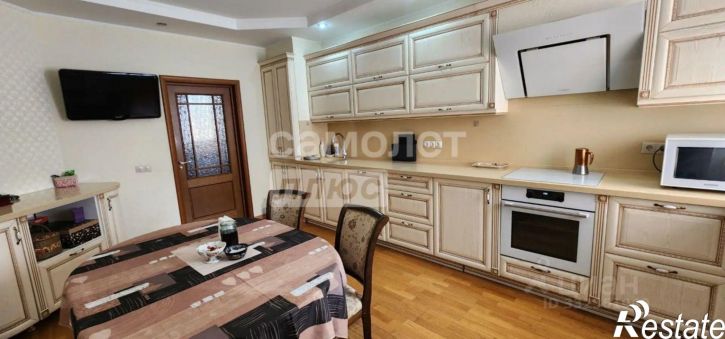 4-комн квартира пр-кт Победы, 20,  д. 20