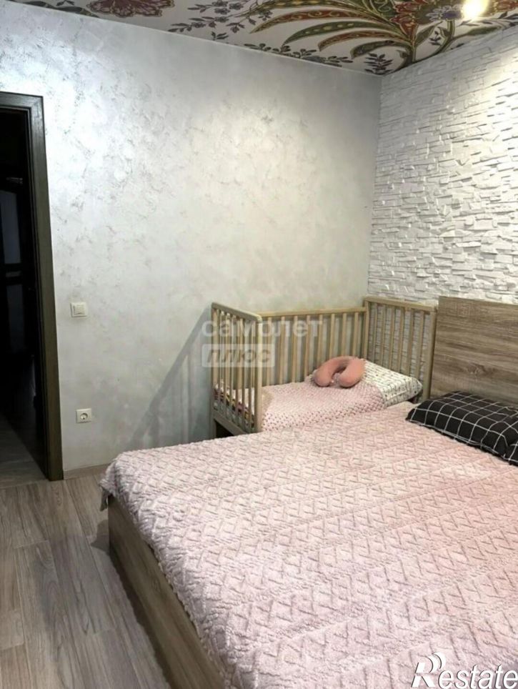 3-комн квартира ул Звездная, 4/3,  д. 4/3