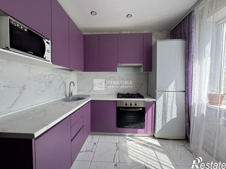 2-комн квартира ул Имени Шуминского С.Л., 8,  д. 8