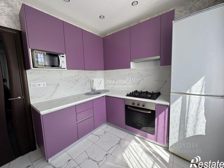 2-комн квартира ул Имени Шуминского С.Л., 8,  д. 8
