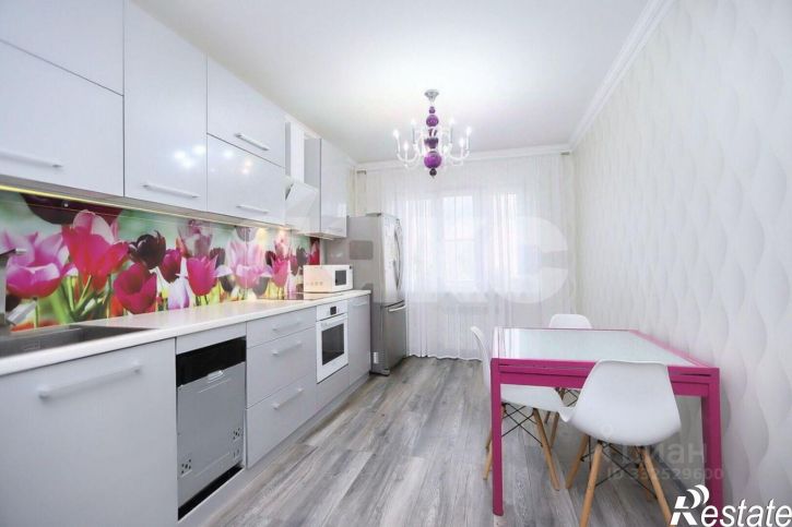 3-комн квартира ул Свиридова И.В., 17,  д. 17
