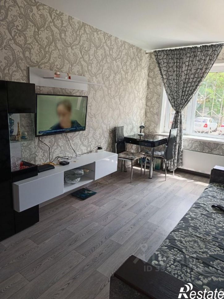 1-комн квартира ул Володи Бачурина, 8,  д. 8