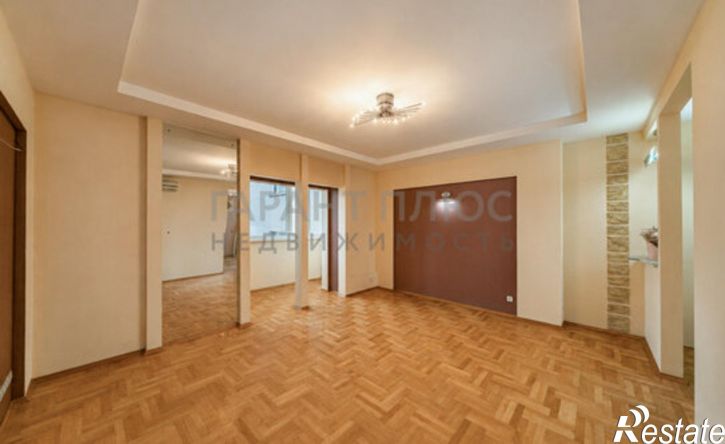 2-комн квартира ул Космонавтов, 5/6,  д. 5/6