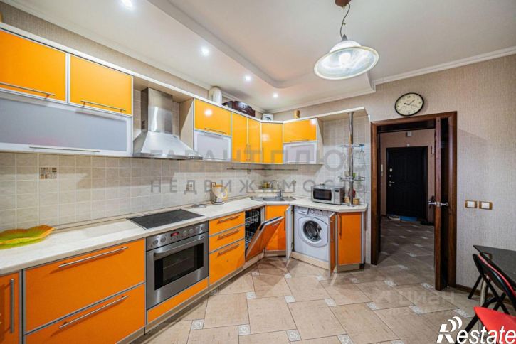 3-комн квартира ул Политехническая, 3,  д. 3
