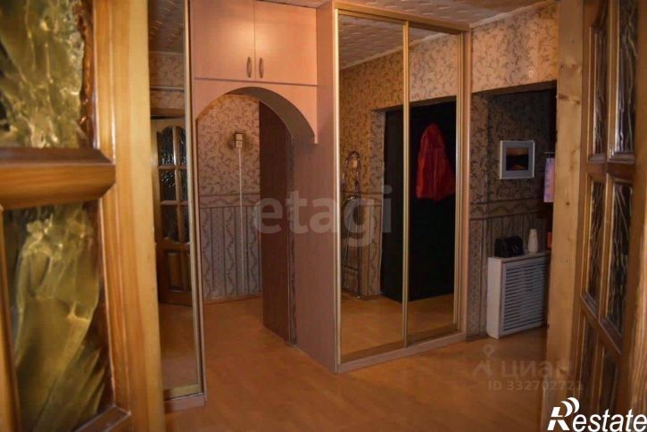 4-комн квартира ул Космонавтов, 96Б,  д. 96Б