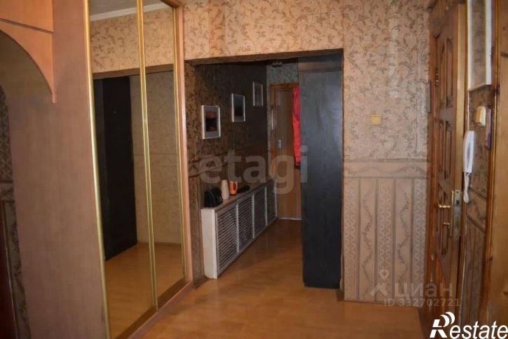 4-комн квартира ул Космонавтов, 96Б,  д. 96Б
