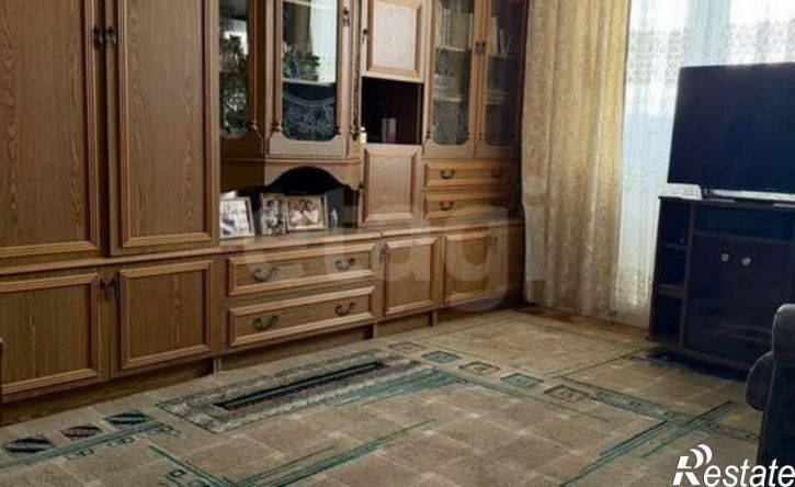 3-комн квартира пр-кт Имени 60-летия СССР, 3,  д. 3