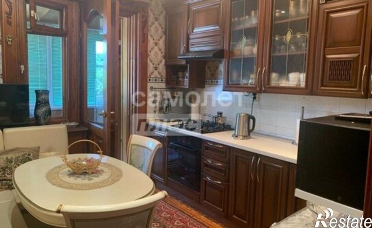 3-комн квартира мкр 15-й, 35б,  д. 35б